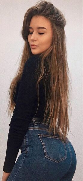  ,   Ksenia, 25 ,   ,   