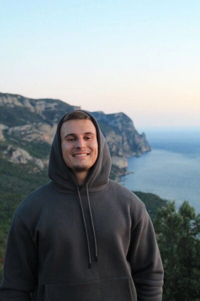  -,   Anton, 25 ,   ,   , 