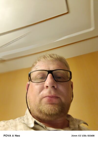  ,   Pavel, 38 ,   ,   