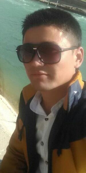  ,   Islom, 32 ,   