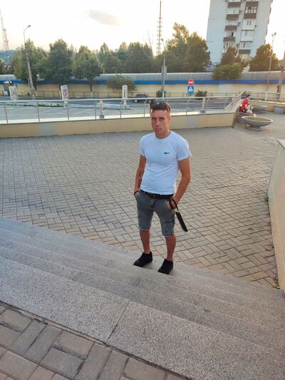  ,   Oleg, 33 ,   ,   , c 