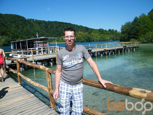  ,   Piotr, 46 ,   