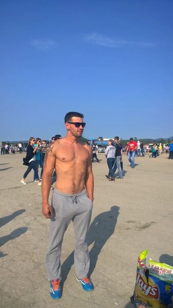  -,   Denis, 30 ,   ,   , c , 