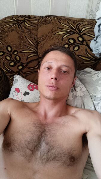  ,   Artur, 36 ,   ,   