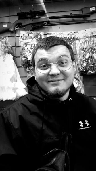  ,   Yury, 26 ,   ,   , c , 