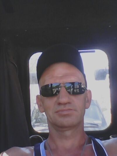  --,   , 48 ,  
