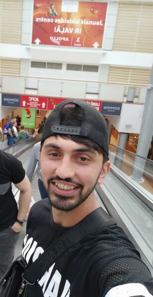 ,   Anar, 28 ,   ,   