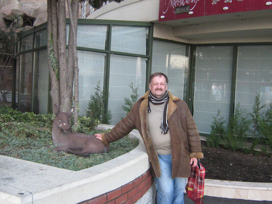  ,   Mikhail, 60 ,   ,   