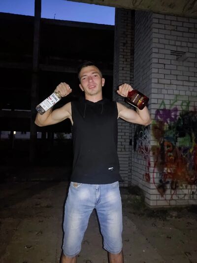  ,   Andrey, 25 ,   ,   , c , 