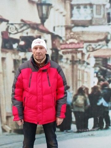  --,   Igor, 53 ,   