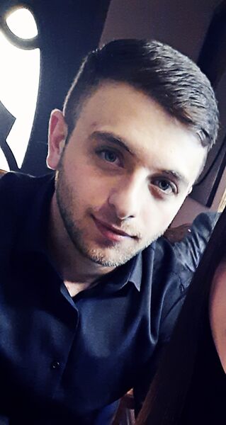  ,   Narek, 27 ,   ,   