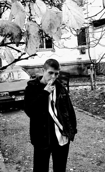  West Hollywood,   Dima, 35 ,   