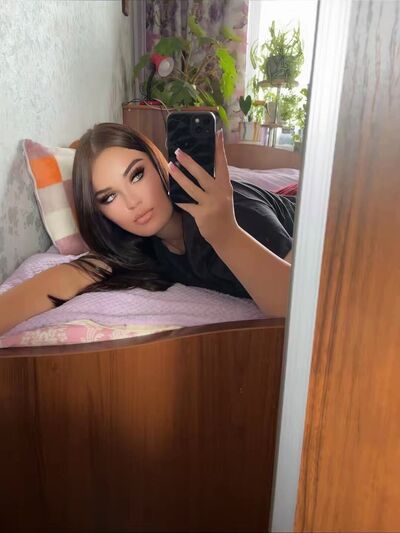  ,   Anastasia, 21 ,   , 