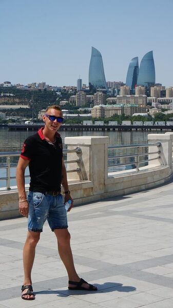  ,   Andryi, 34 ,   