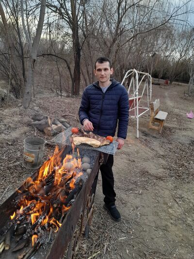  ,   Rustam, 32 ,   ,   , c 