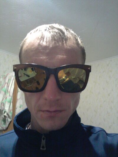  ,   Pavel, 43 ,   