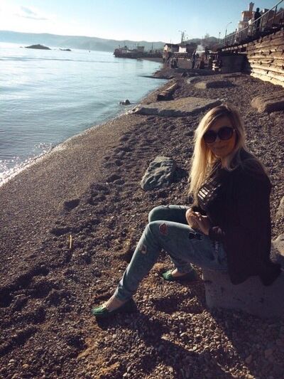  ,   Elena, 49 ,   ,   , c 