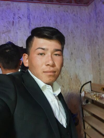  ,   Raju, 24 ,   c 