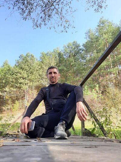  ,   Ruslan, 42 ,   ,   