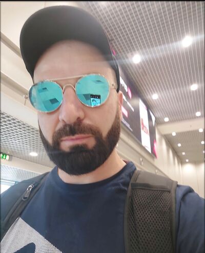  ,   Nik, 33 ,   ,   