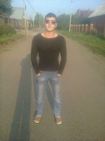  ,   Nurali, 32 ,   ,   