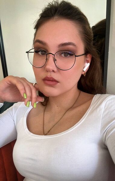  ,   Olga, 23 ,   ,   