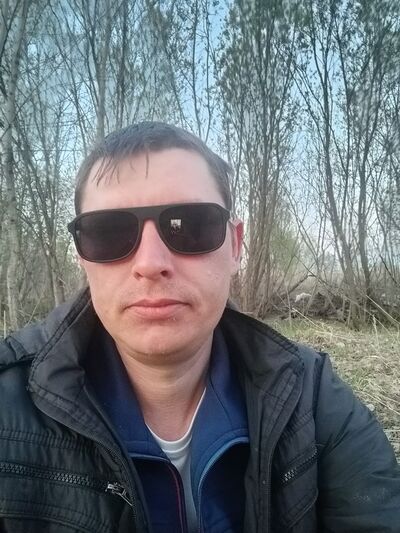  Easby,   ˸, 41 ,   ,   