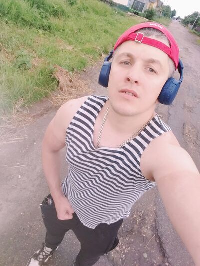  ,   Denis, 34 ,   ,   , 