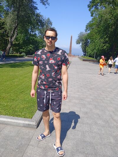  Horni Pocernice,   Dmitriy, 30 ,   ,   , 