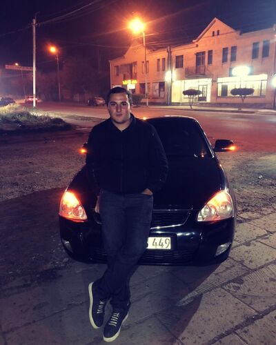  ,   Grisha, 21 ,   ,   