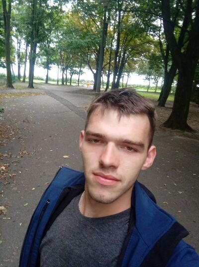  ,   Sasha, 24 ,   ,   