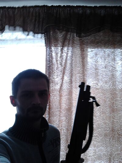  ,   ANDREJ, 44 ,   