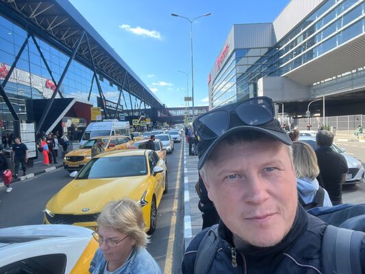  ,   Alexey, 42 ,   c , 