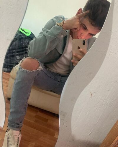  ,   Antony, 24 ,   ,   