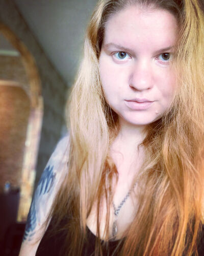  -,   , 32 ,   