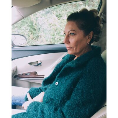  ,   Larisa, 58 ,   c 