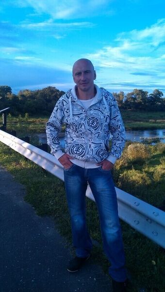  ,   Andrei D, 44 ,     , c 