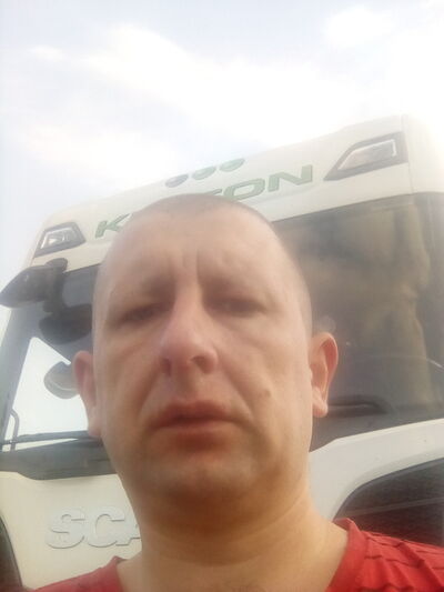  -,   Nik, 38 ,   