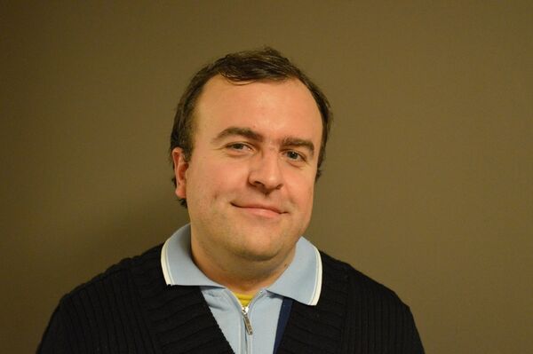  -,   Eduardo, 50 ,   ,   , c 