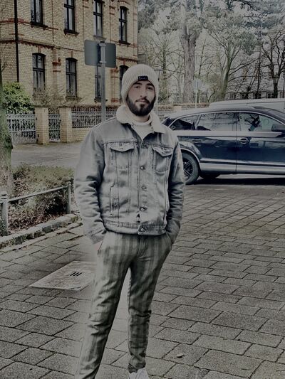  Melle,   Suhil, 25 ,   ,   