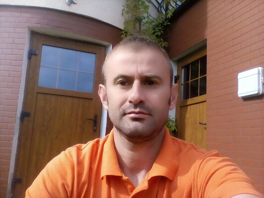  -,   Sebastian, 48 ,   