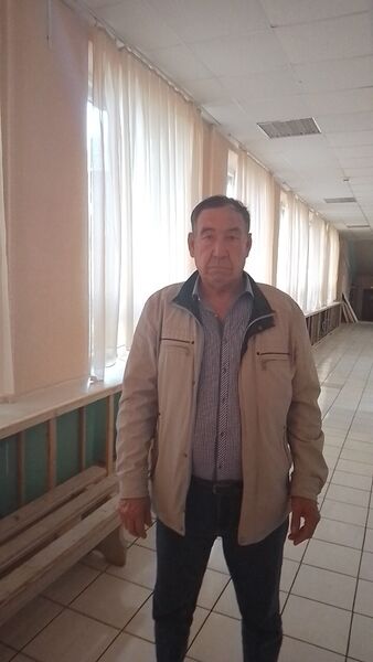  ,   Viktor, 69 ,   ,   