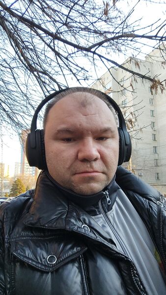  --,   Denis, 37 ,   ,   