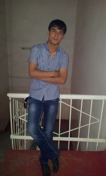  ,   Komron, 31 ,   ,   , c 