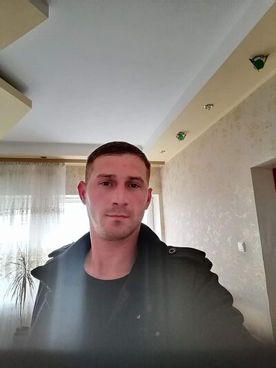  ,   Aleksei, 33 ,   ,   