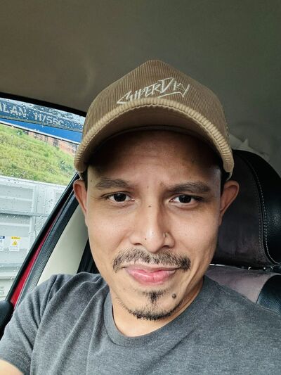  -,   Fez, 42 ,   ,   , c 