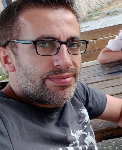  ,   Aks, 37 ,   ,   
