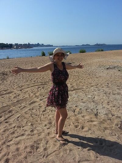  ,   KARINA, 54 ,   
