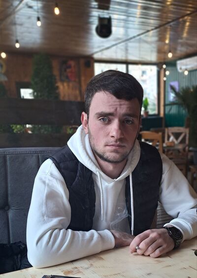   ,   Aram, 24 ,   ,   