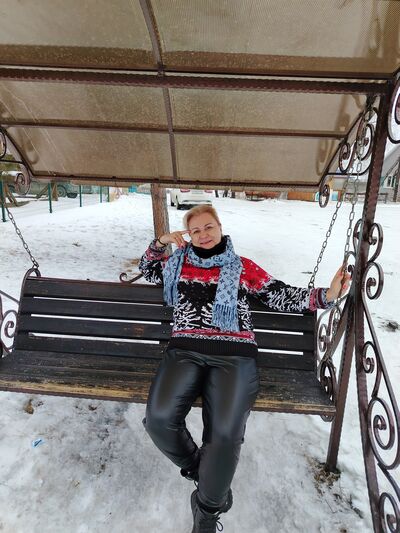  ,   Lora, 57 ,   ,   